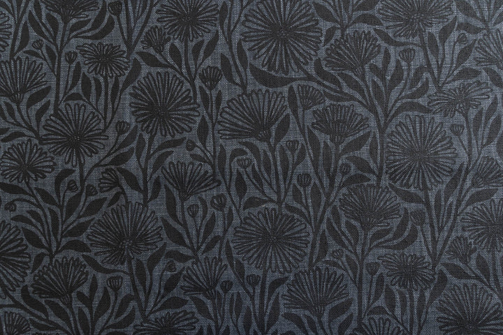 Native Daisy in Black on Granite Heavyweight