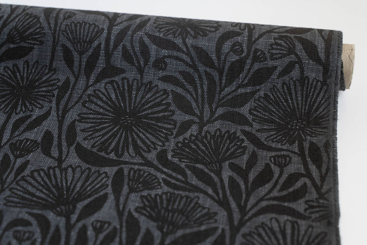Native Daisy in Black on Granite Heavyweight