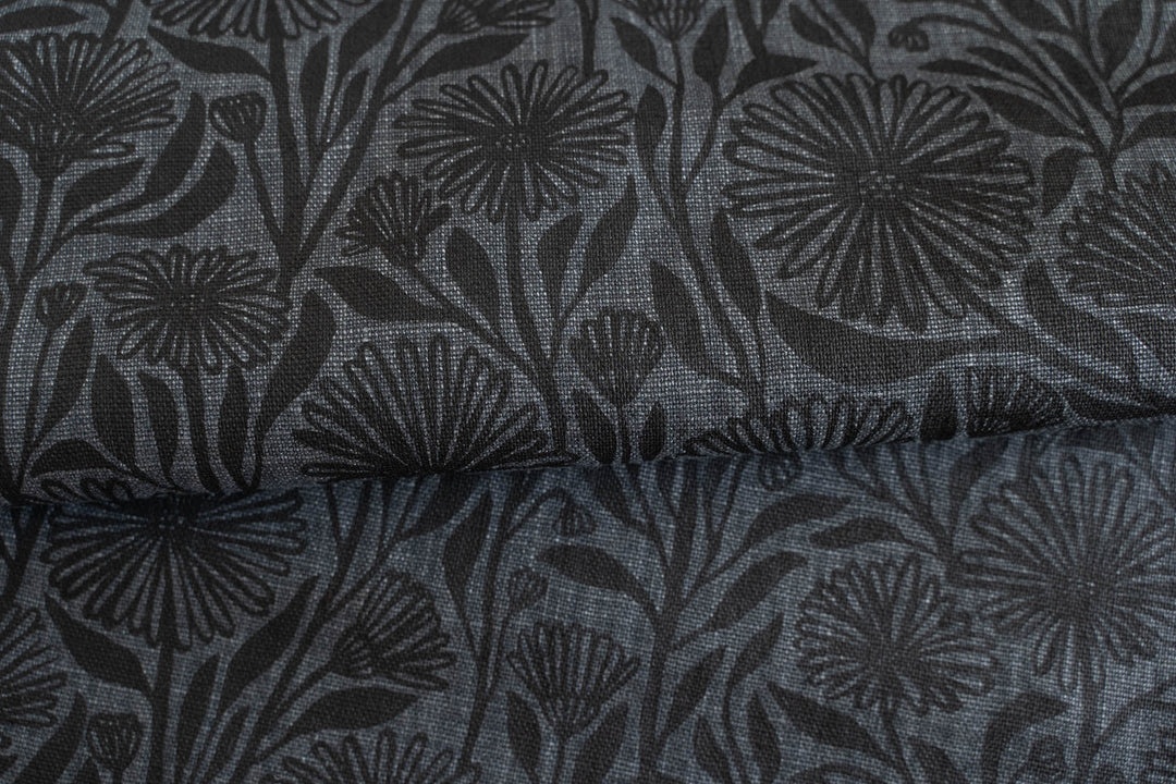 Native Daisy in Black on Granite Heavyweight