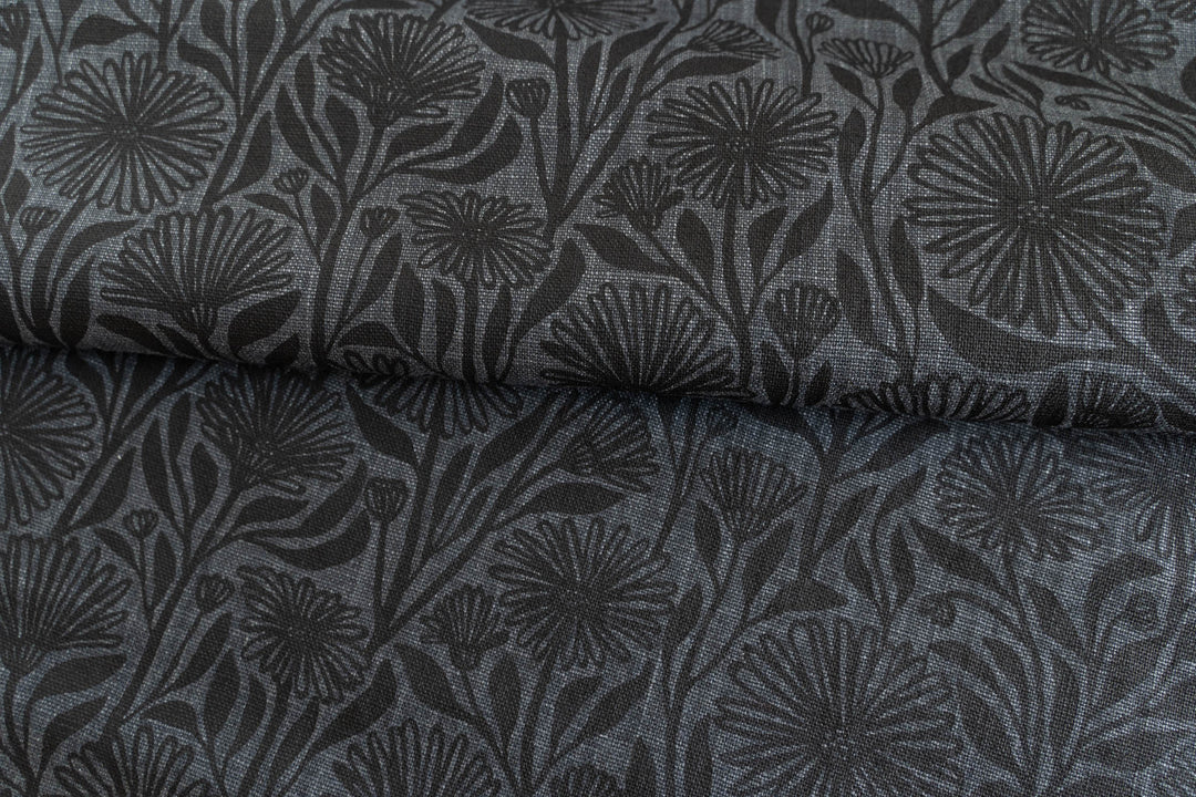 Native Daisy in Black on Granite Heavyweight