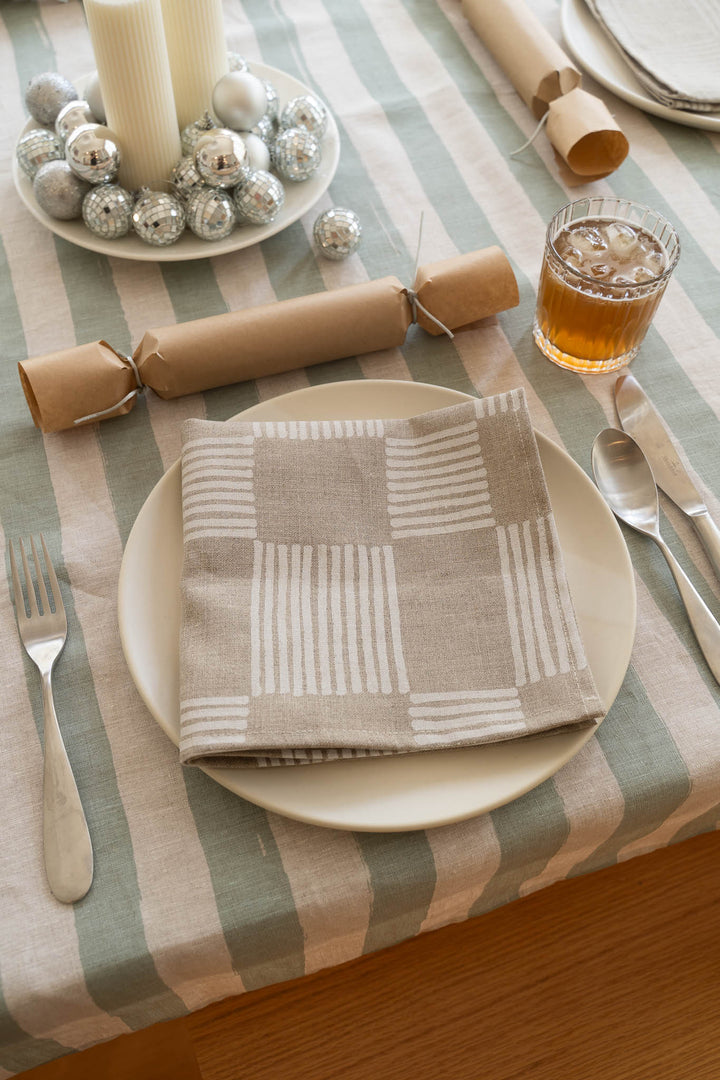 Drift Check in Soft White Napkins - Set of 4