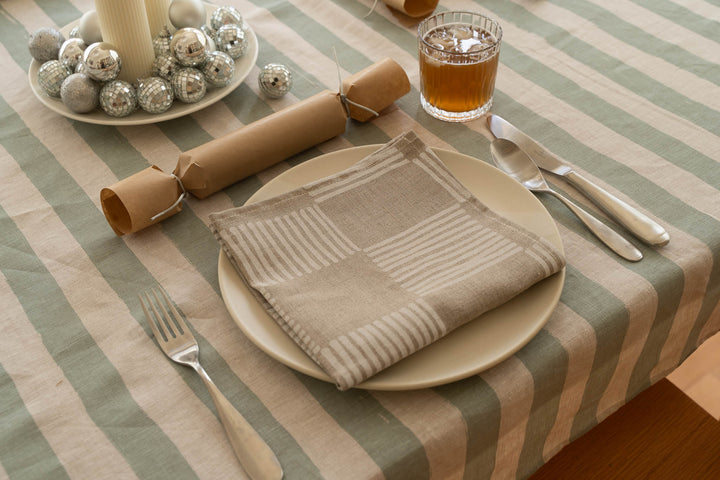 Drift Check in Soft White Napkins - Set of 4
