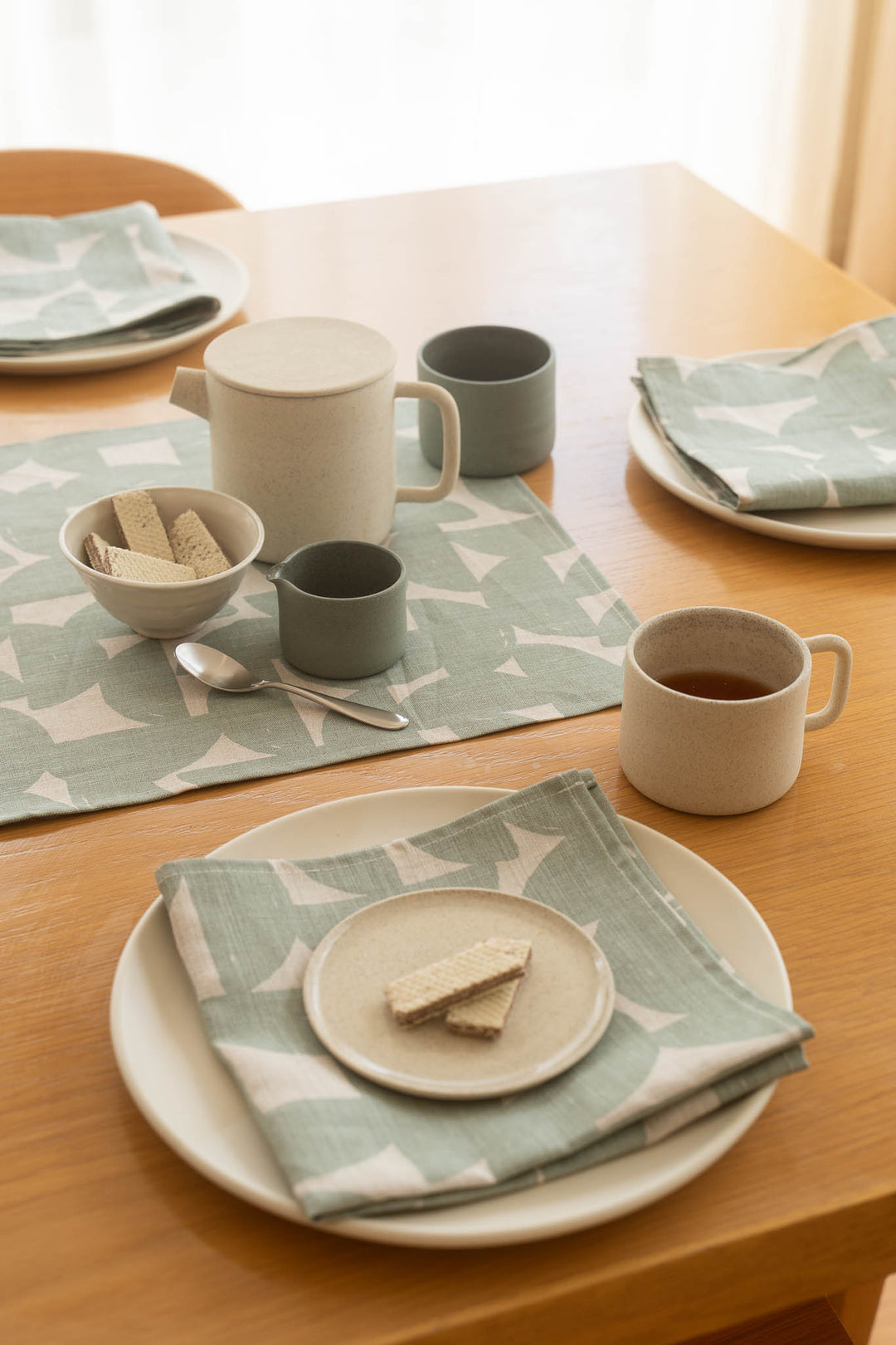 Stoneware in Saltbush Table Runner