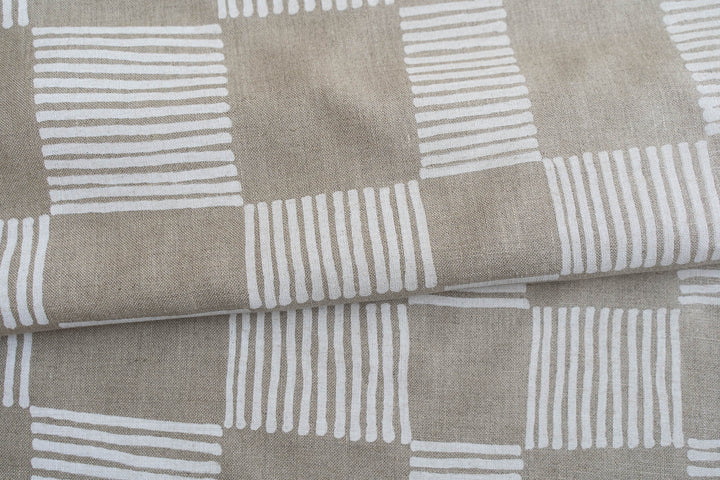 Drift Check in Soft White on Flax Midweight