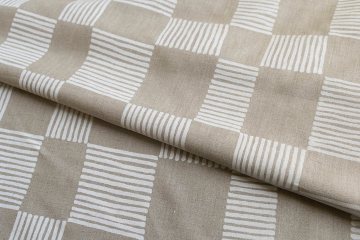 Drift Check in Soft White on Flax Midweight