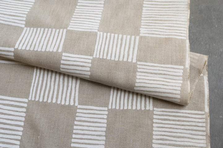 Drift Check in Soft White on Flax Midweight