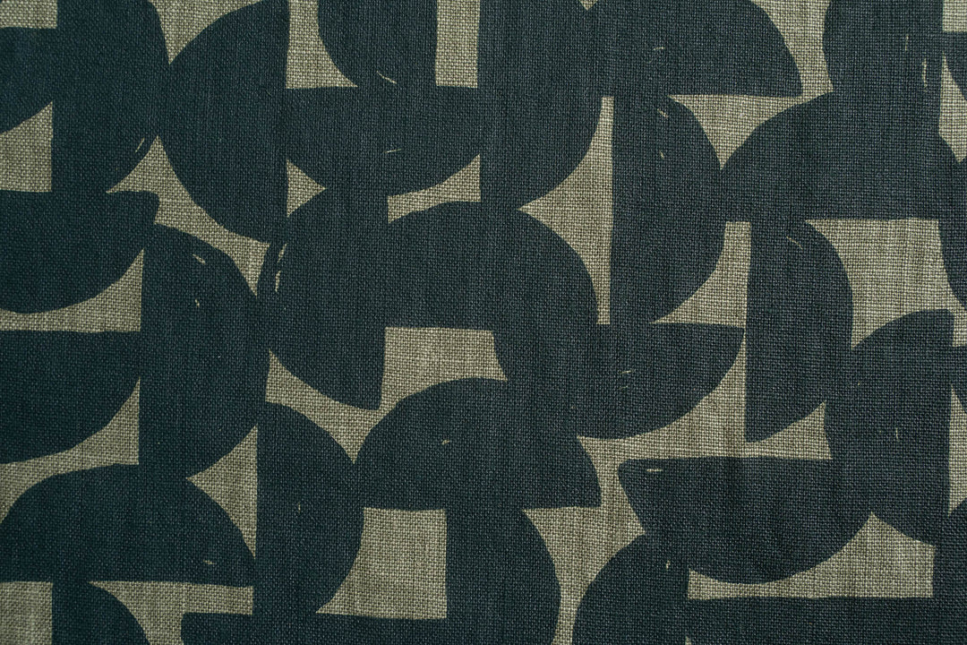 Stoneware in Rainforest on Spinifex Heavyweight