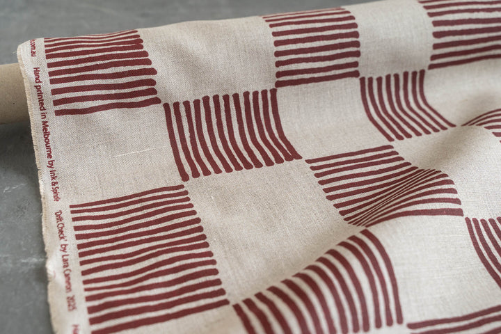 Drift Check in Deep Red on Flax Midweight