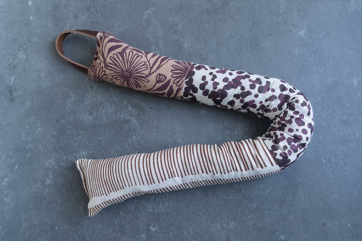 Draught Snake - Spotted Quoll & Sticks