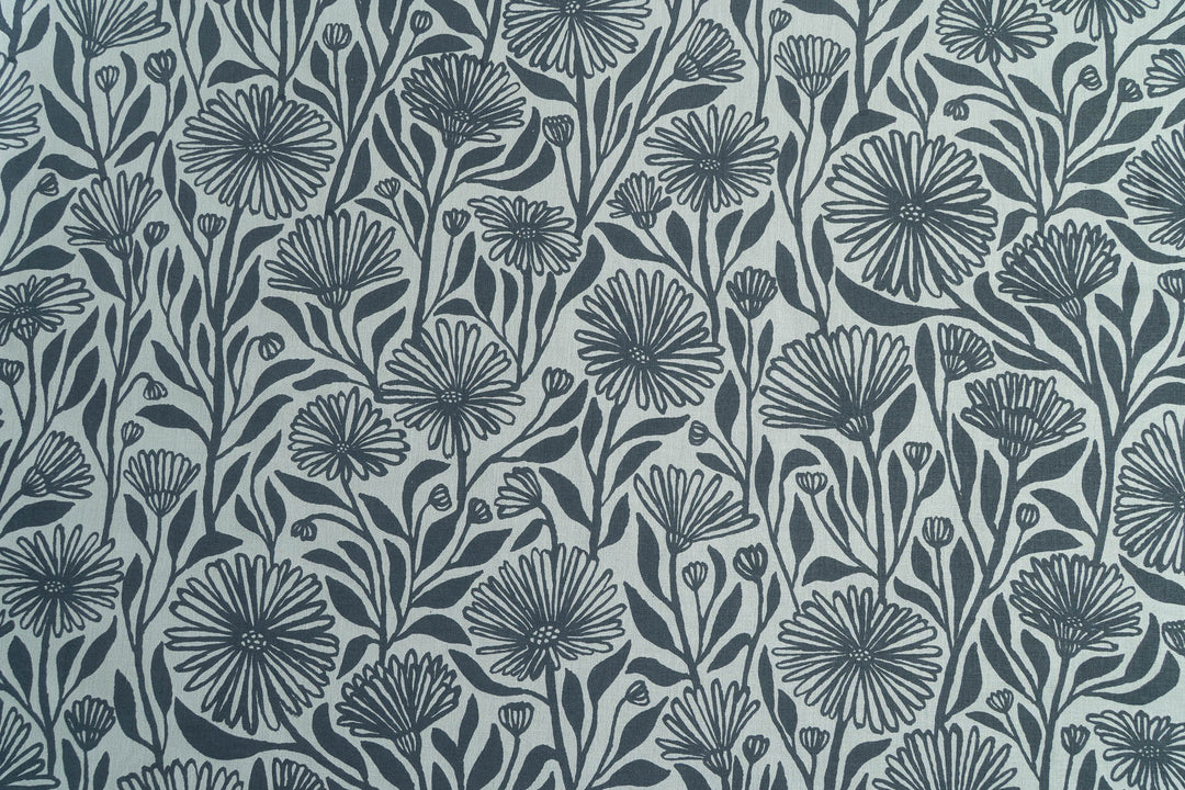 Native Daisy in Bluestone on Mint Midweight