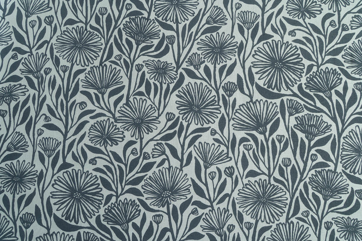 Native Daisy in Bluestone on Mint Midweight