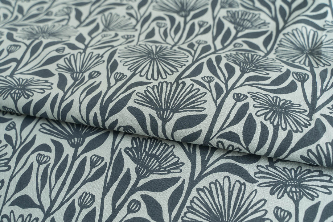 Native Daisy in Bluestone on Mint Midweight