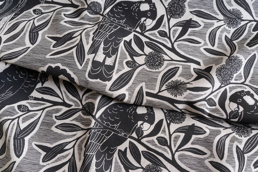 Black Cockatoo in Coal on Oatmeal Midweight