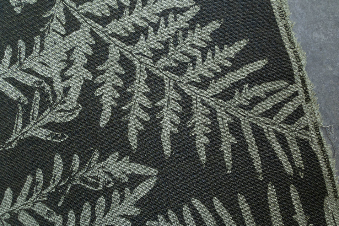 Bracken in Olive on Spinifex Heavyweight