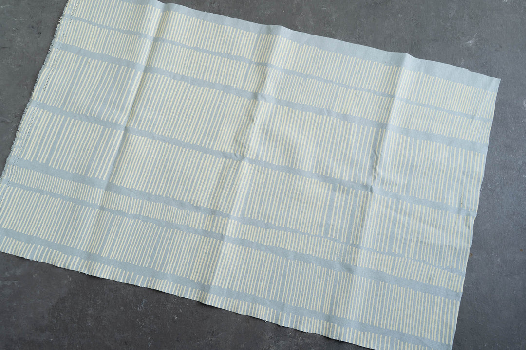 Remnant - Sticks in Cream on Mint Midweight